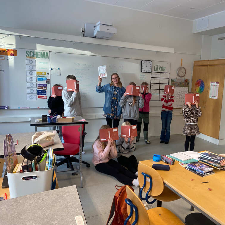 Deltagare i klassen “Ordkonst” ledd av Maria Ekelund